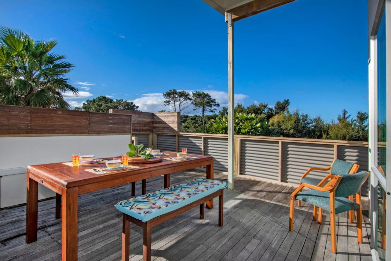 The Nautical Bach - Mangawhai Heads Holiday Home Kültér fotó